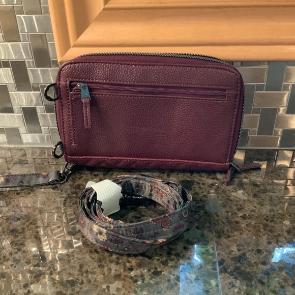 LUG VEGAN LEATHER QUICKSTEP - NWOT. WINE COLOUR - Picture 2 of 5